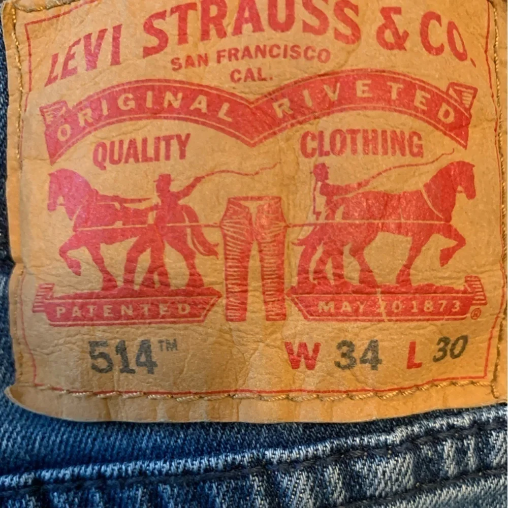Levi’s size 34x30 514 jeans comfortably worn